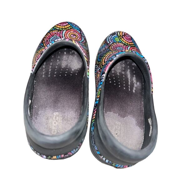 Crocs Neria Pro II Clog Work Slip‎ On SR Shoes Women’s 6 Nursing - Picture 5 of 11